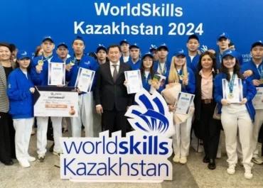 7_image_Kyrg._yaz._19_noyabrya_Astana_1__gzav