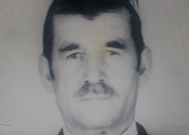 photo_5197554145429679540_x