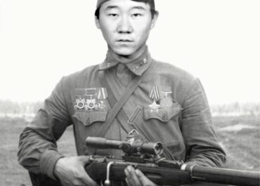 photo_5212988024508509444_y