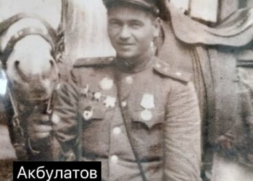 photo_5242725205539943663_x