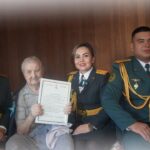 В Алматы поздравили ветерана ВОВ с 102-летием