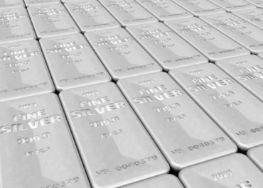 Стоимость серебра впервые превысила отметку в 62 доллара за тройскую унцию