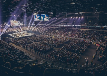 Димаш выступит в Латвии на главной арене страны