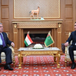 Президент Республики Таджикистан Эмомали Рахмон встретился с Президентом Туркменистана Сердаром Бердымухамедовым