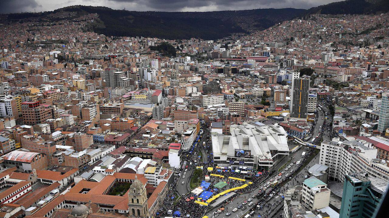 Россия предложила Боливии помощь в преодолении топливного кризиса