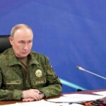 Владимир Путин провел совещание в штабе группировки войск, доложено об освобождении Димитрова и Гуляйполя