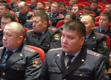 В ГУВД наградили лучших по профессии и советы ветеранов