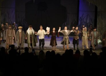 В Алматы прошел юбилейный показ легендарного спектакля «Еңлік – Кебек»