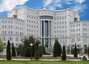 Память, заключённая в страницах: редкий книжный фонд Национальной библиотеки Таджикистана как стратегический ресурс культуры