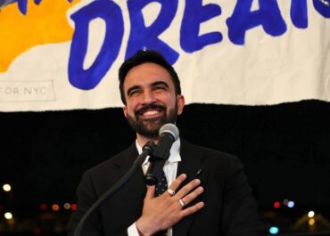 Новая эра Нью-Йорка: Мэр впервые принял присягу на Коране