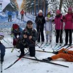 Отправляемся на трассу: из Петербурга стартовали «Лыжные стрелы»