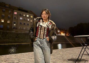 telegram-cloud-photo-size-2-5395648263442074835-x