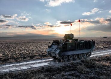 Турция завершила испытания электрического бронетранспортера E-ZPT.