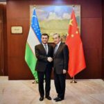 Глава МИД КНР Ван И призвал углублять стратегическое сотрудничество с Узбекистаном