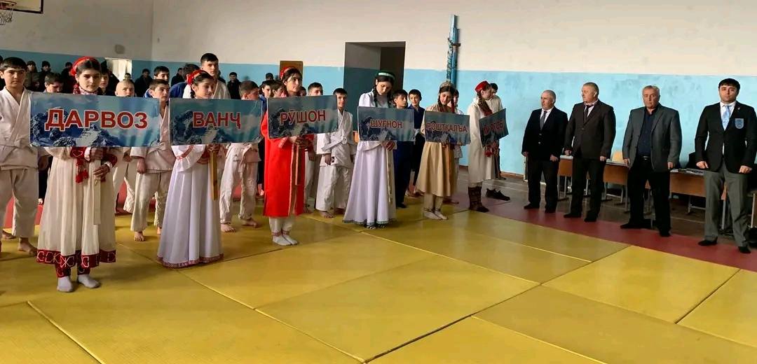 Дзюдо как школа воспитания здорового поколения: спортивные соревнования среди подростков в Шугнанском районе