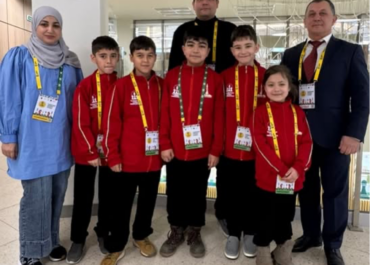 Юные шахматисты Таджикистана уверенно стартовали на международном турнире в Новокузнецке