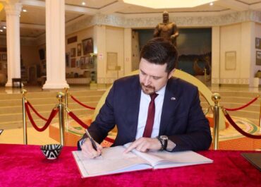 В Ходженте состоялся визит руководства Россотрудничества в Историко-краеведческий музей