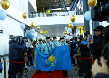 Ғалаба дар Квебек: хоккейбозони ҷавон аз Остона ватани хоккейро забт намуданд