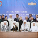 Благодарность как основа единства: в Астане обсудили культуру диалога