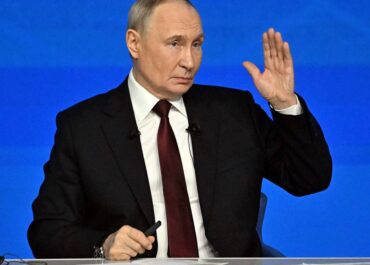 telegram-cloud-photo-size-2-5219960641924306067-y