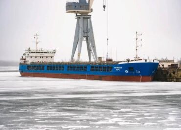 telegram-cloud-photo-size-2-5226510819238023773-y