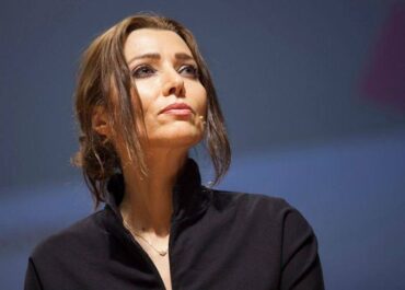 telegram-cloud-photo-size-2-5231251415160787987-x