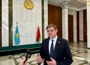 Шарикии стратегӣ дар фокус: мусоҳибаи истисноии Сафири Беларус барои АИ “Караван Инфо”