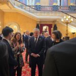 Сироджиддин Мухриддин встретился с таджикскими студентами в Соединённом Королевстве