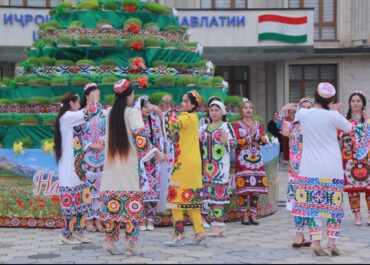 Традиции, объединяющие поколения: празднование Навруза в городе Куляб