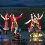 Степь ожила в танце: артисты из Казахстана покорили Бухарест к Наурызу