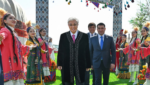 Глава государства принял участие в народных гуляньях по случаю праздника Наурыз
