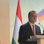 Elchining vatandoshlar bilan uchrashuvi