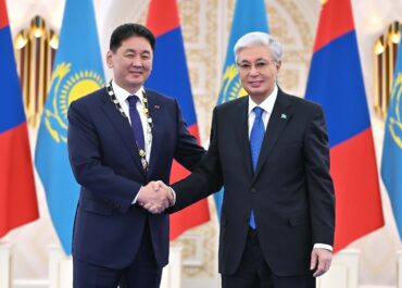 Знак высшего уважения: Президент Монголии удостоен ордена «Алтын Қыран»