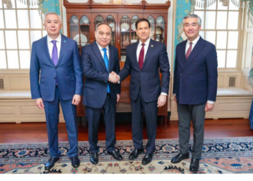 Намояндаи махсуси президенти Қазоқистон бо котиби давлатии ИМА гуфтушунид намуд