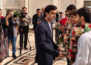 Триумф таджикского дзюдо: сборную страны торжественно встретили в Душанбе после успеха на чемпионате Азии