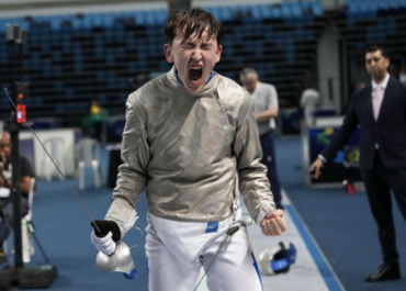 Казахстанский саблист завоевал бронзу юниорского чемпионата мира