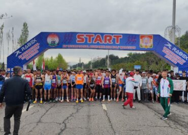 Дав ҳамчун рамзи шаҳри кушода: Душанбе ба баргузории ниммарафони байналмилалӣ омодагӣ мебинад