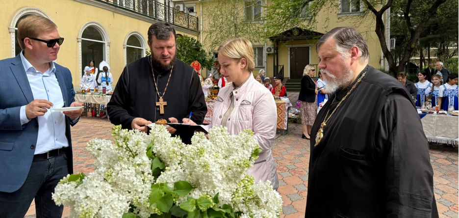В преддверии светлого праздника Пасхи в Душанбе состоялся тёплый и душевный фестиваль постной кухни.
