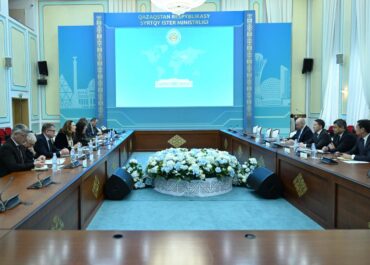 Казахстан и Франция обсудили стратегическое партнерство в энергетике и экологии