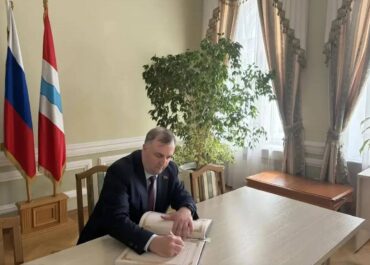 telegram-cloud-photo-size-2-5361546936076408825-y