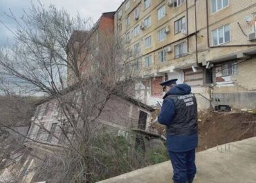 telegram-cloud-photo-size-2-5375461298675585780-x