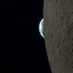 Командир «Артемиды-2» показал видео заката Земли, снятое на iPhone (айфон)