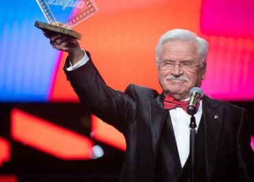 telegram-cloud-photo-size-2-5436205162876834876-y