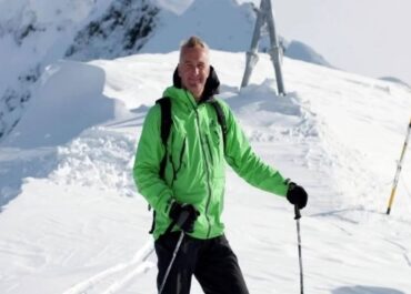 telegram-cloud-photo-size-2-5440601912307815678-y