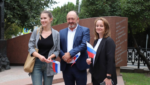 Команда Дома народов России совместно с представителями ФНКА России приняли участие в акции, приуроченной ко Дню Государственного флага Российской Федерации