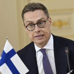 Стубб призвал наладить контакты с Россией в ближайшие месяцы