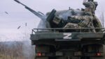 Катардагы жоокер Ильясов роботтук жабдуулар жана ок-дарылар сакталган Украинанын Куралдуу күчтөрүнүн объектилерин жок кылды.