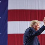 Трамп: украинский конфликт должен завершиться, Киеву нужен новый лидер